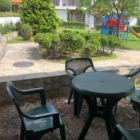 1 Bedroom By Pool At The Vineyards 아헬로이